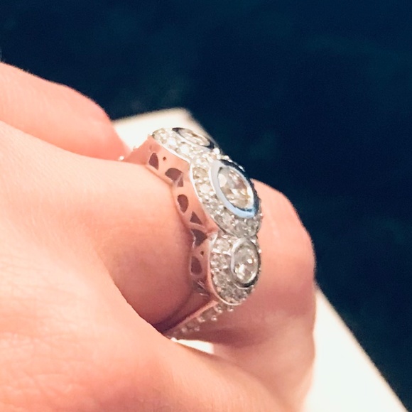 14K White Gold  1.80 ctw Genuine Diamond Three Stone Ring - Picture 13 of 13